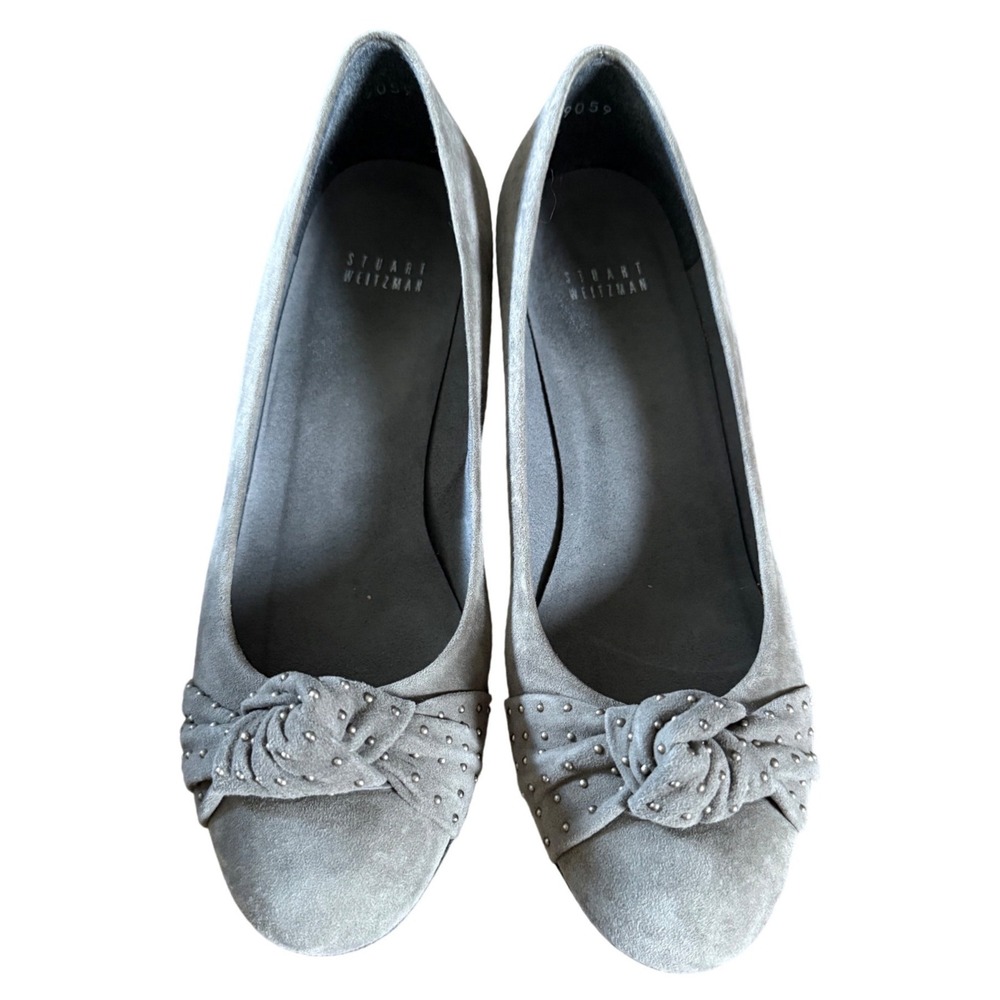 Stuart Weitzman Dotsun Wedge Pumps, Gray Suede, Studded Bow Detail, Size 8 - Picture 1 of 10